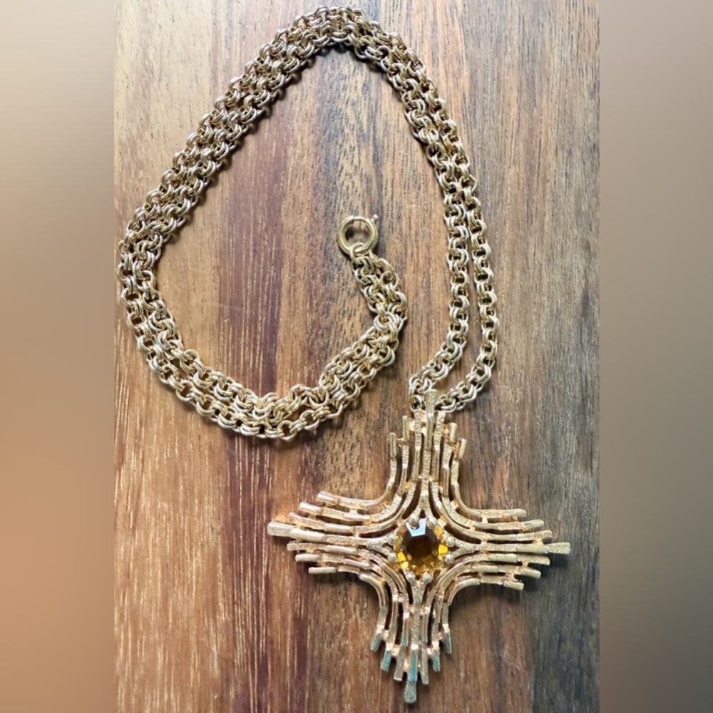 VTG Sarah Coventry Rhinestone Maltese Cross Pendant 24" 1960s Gold Tone Necklace